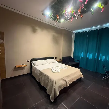 Partenope Lucci ゲストハウス ナポリ