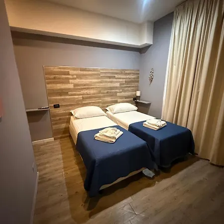 Partenope Lucci ゲストハウス ナポリ