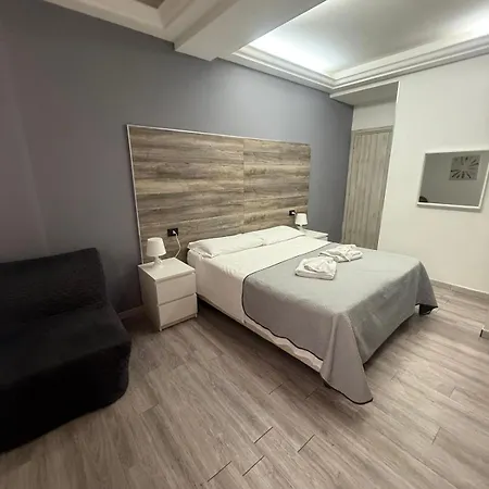 Partenope Lucci ゲストハウス