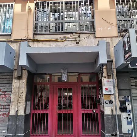 ゲストハウス Partenope Lucci 4*