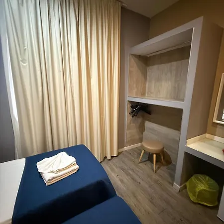 Partenope Lucci & Guest house 4*
